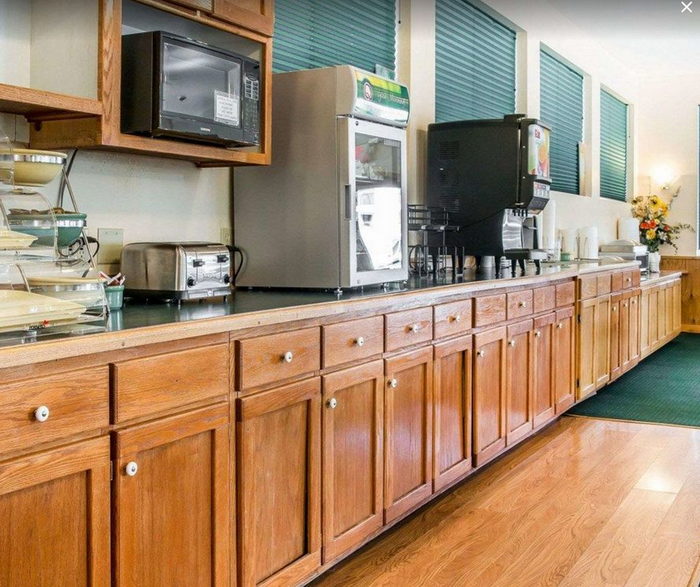 Town House Motel (Quality Inn) - From Website (newer photo)